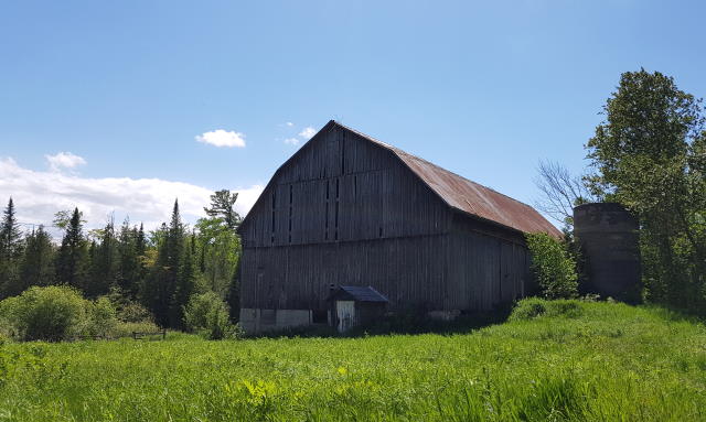 I have a thing for barns...