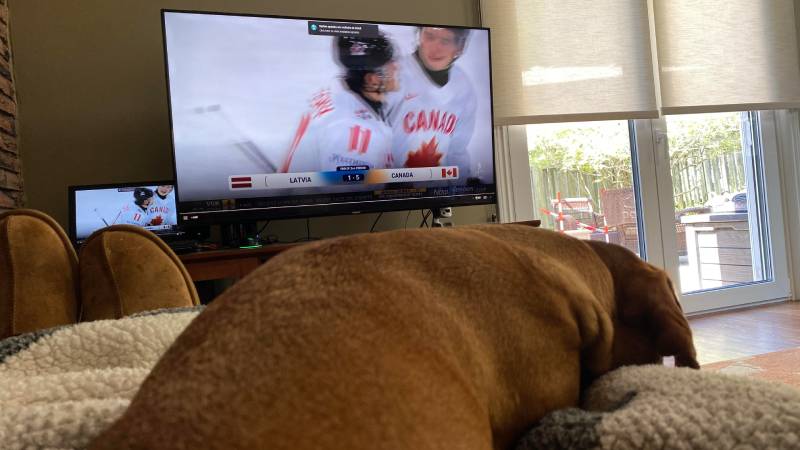 Watching Canada with full V support Watching Canada with full V support