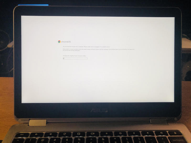 My optionless recovery screen. Thanks google. My optionless recovery screen. Thanks google.